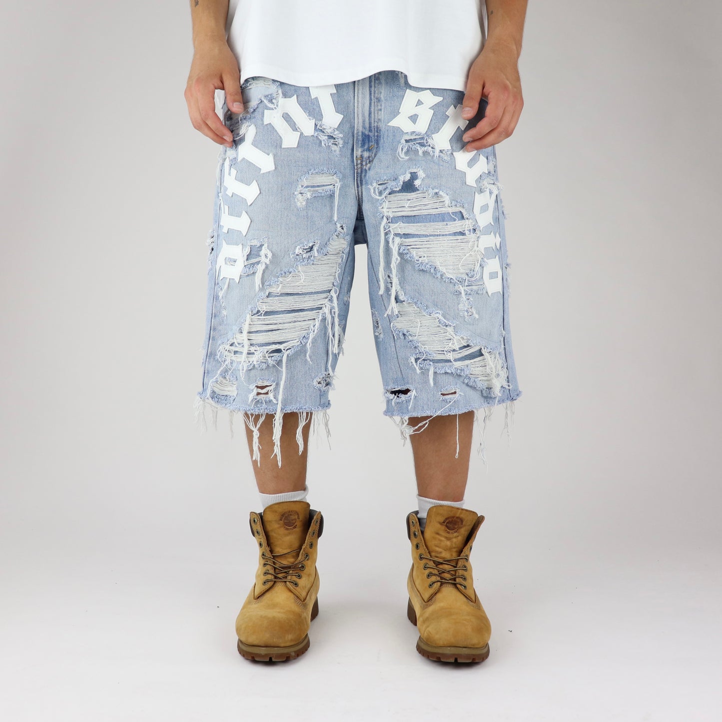 Blue-white baggy shorts