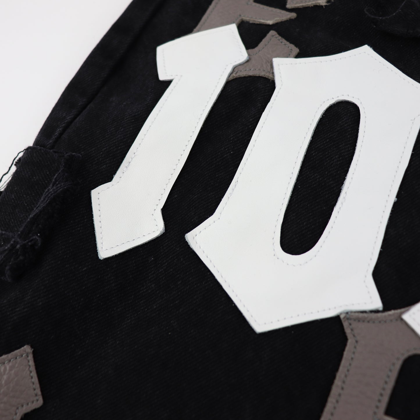DFFRNT 100RY letters black shorts