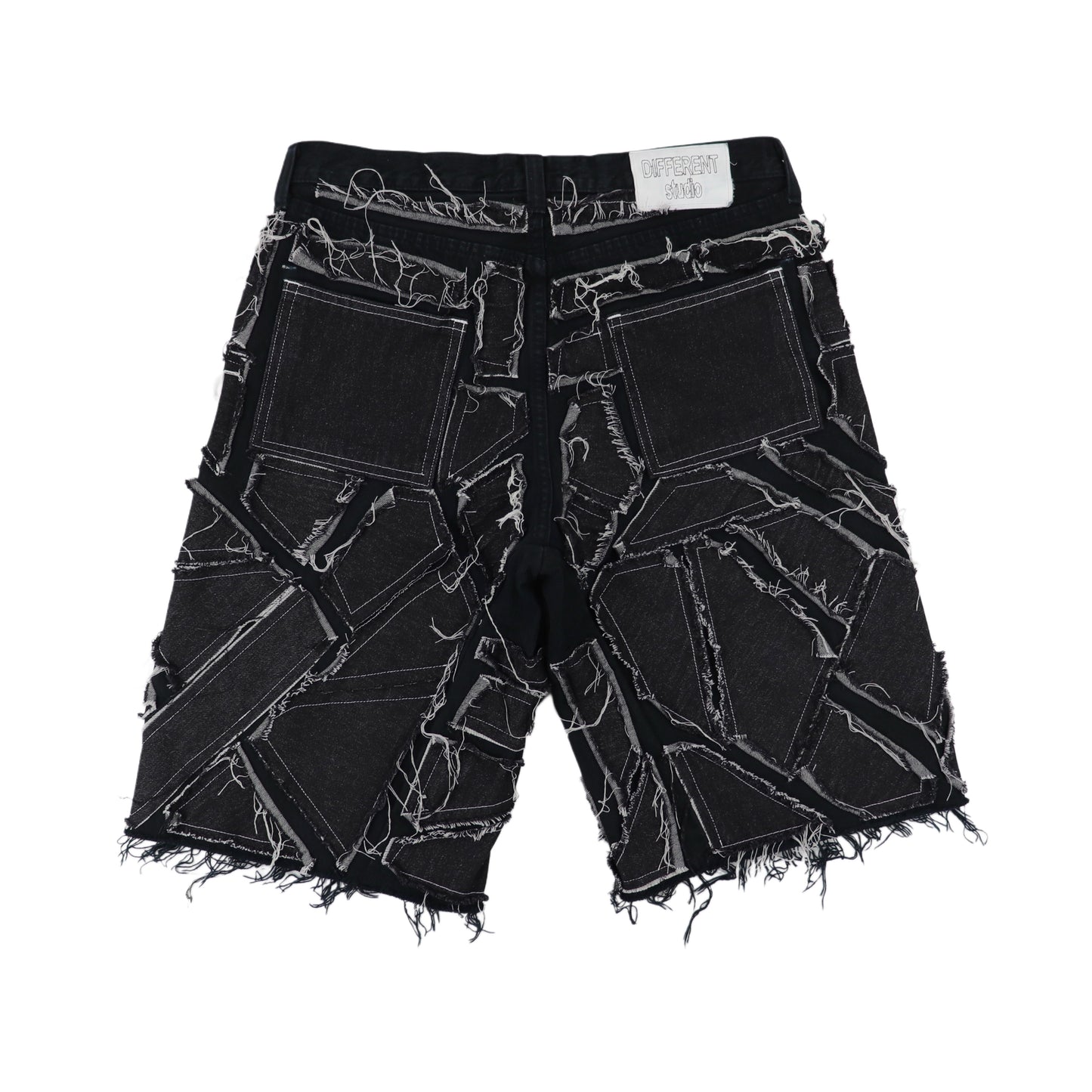 Black parts baggy shorts