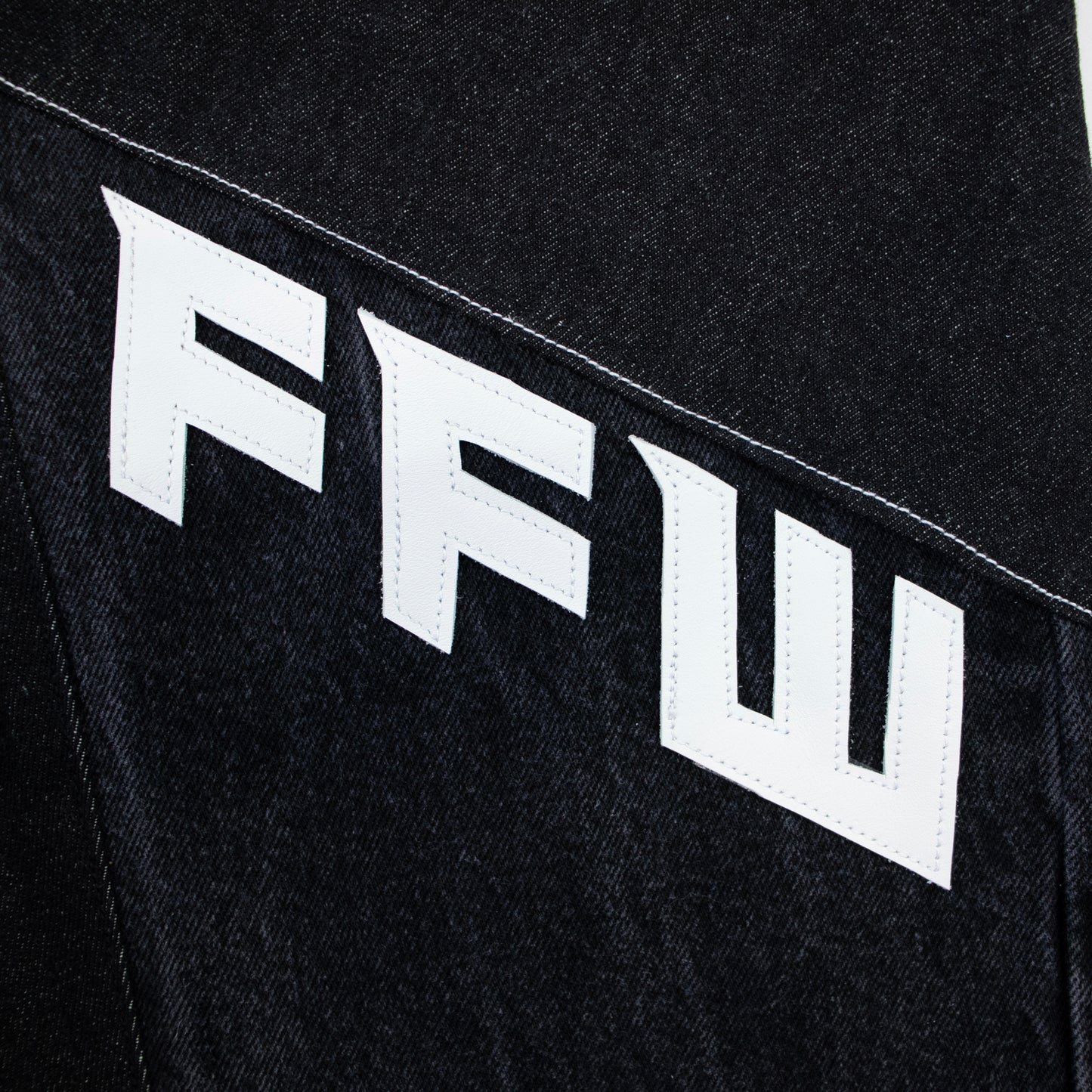 D44RNT black moto jeans