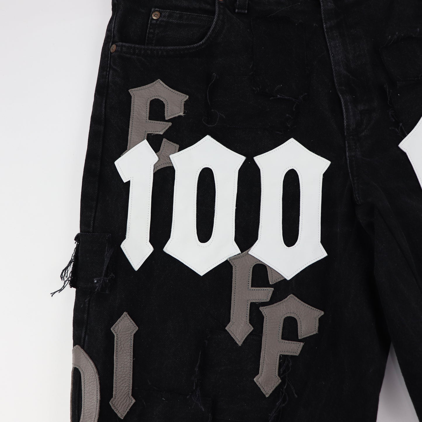 DFFRNT 100RY letters black shorts