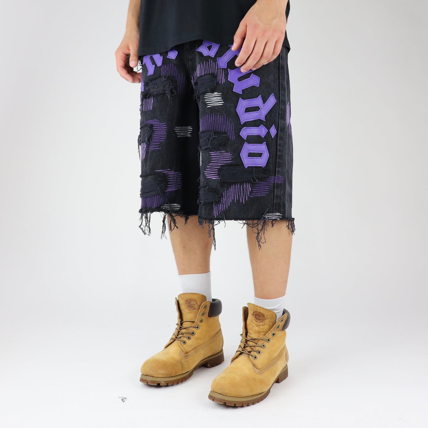 Black-purple baggy shorts