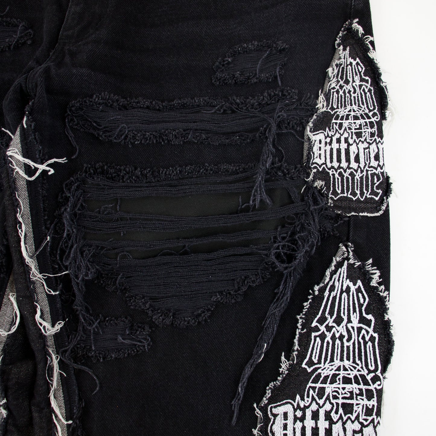 TODO black baggy jeans