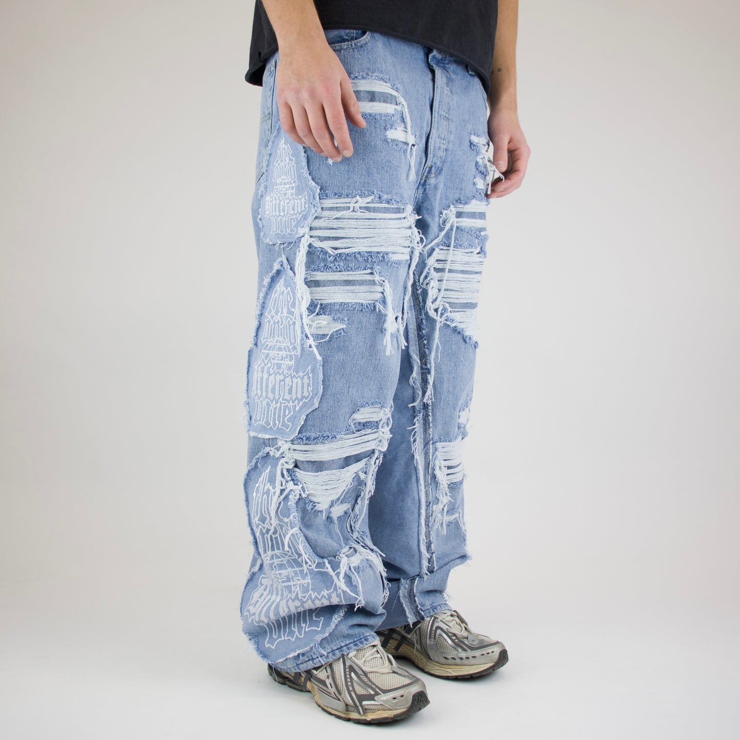 TODO blue baggy jeans