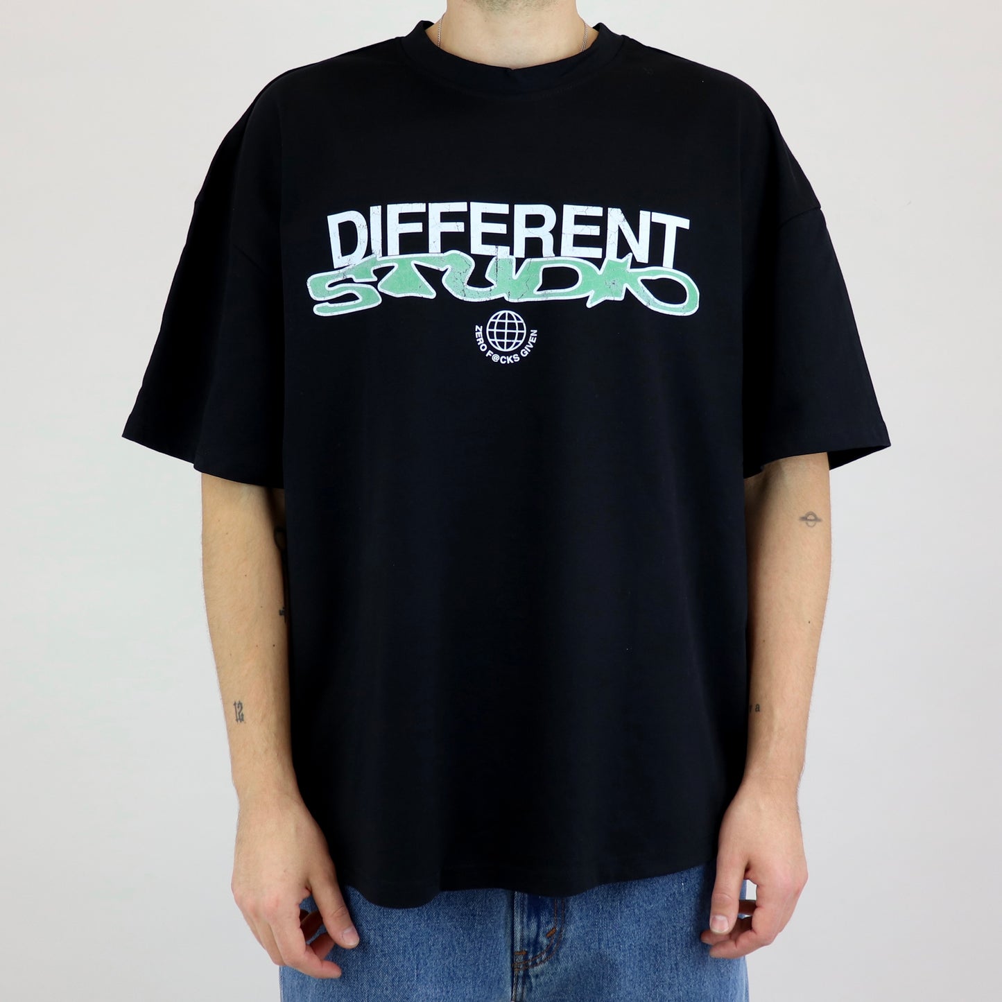 ZERO tee black green