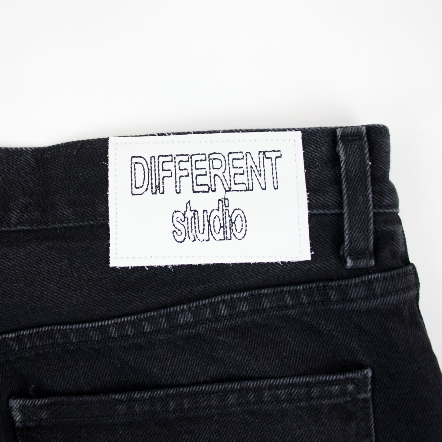 TODO black baggy jeans