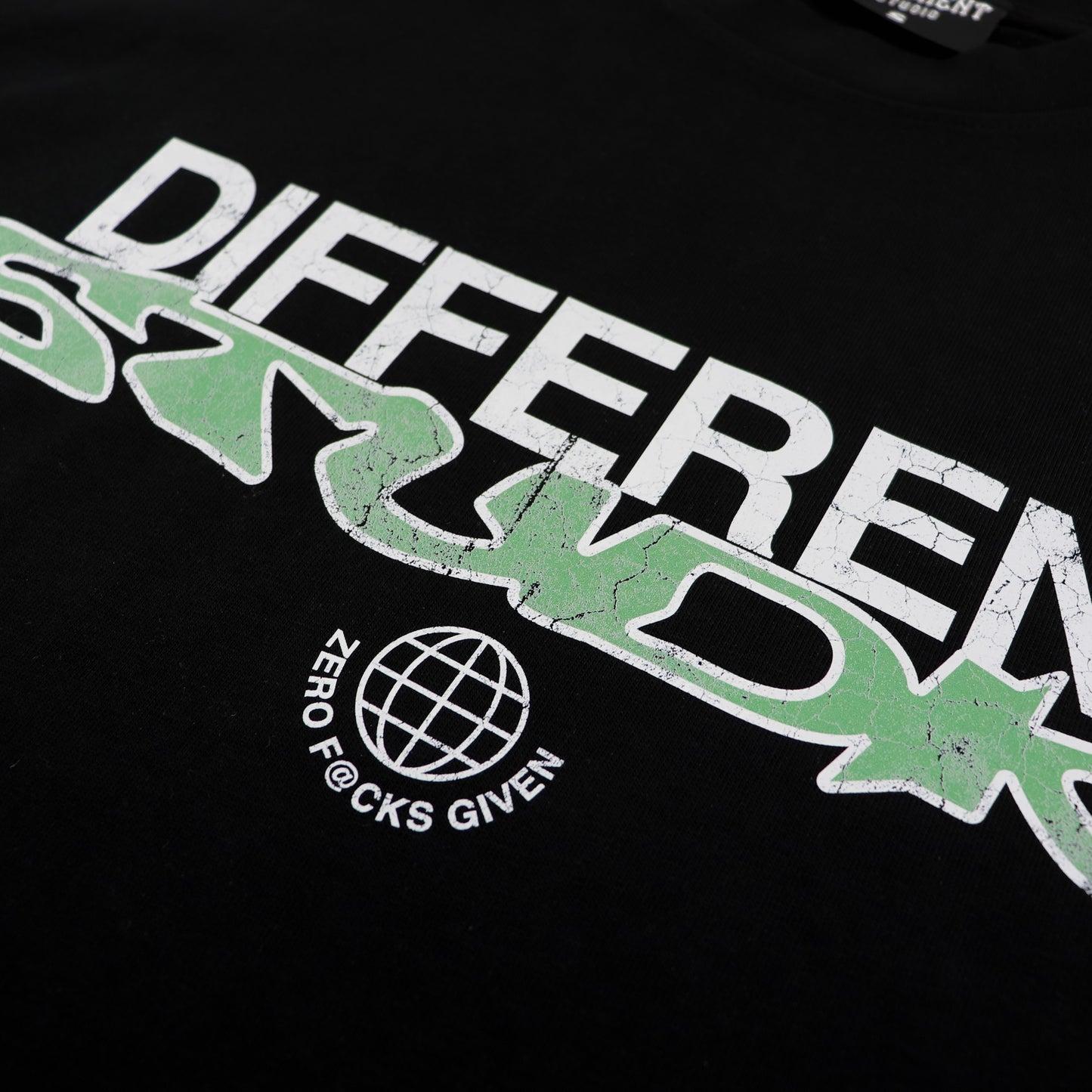 ZERO tee black green