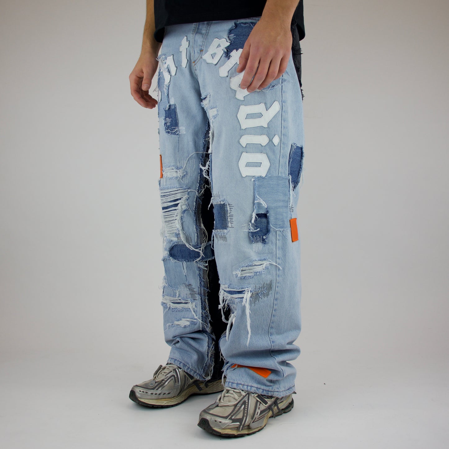 DFFRNT studio jeans blue-white