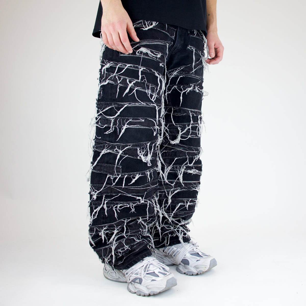 Breakline black jeans