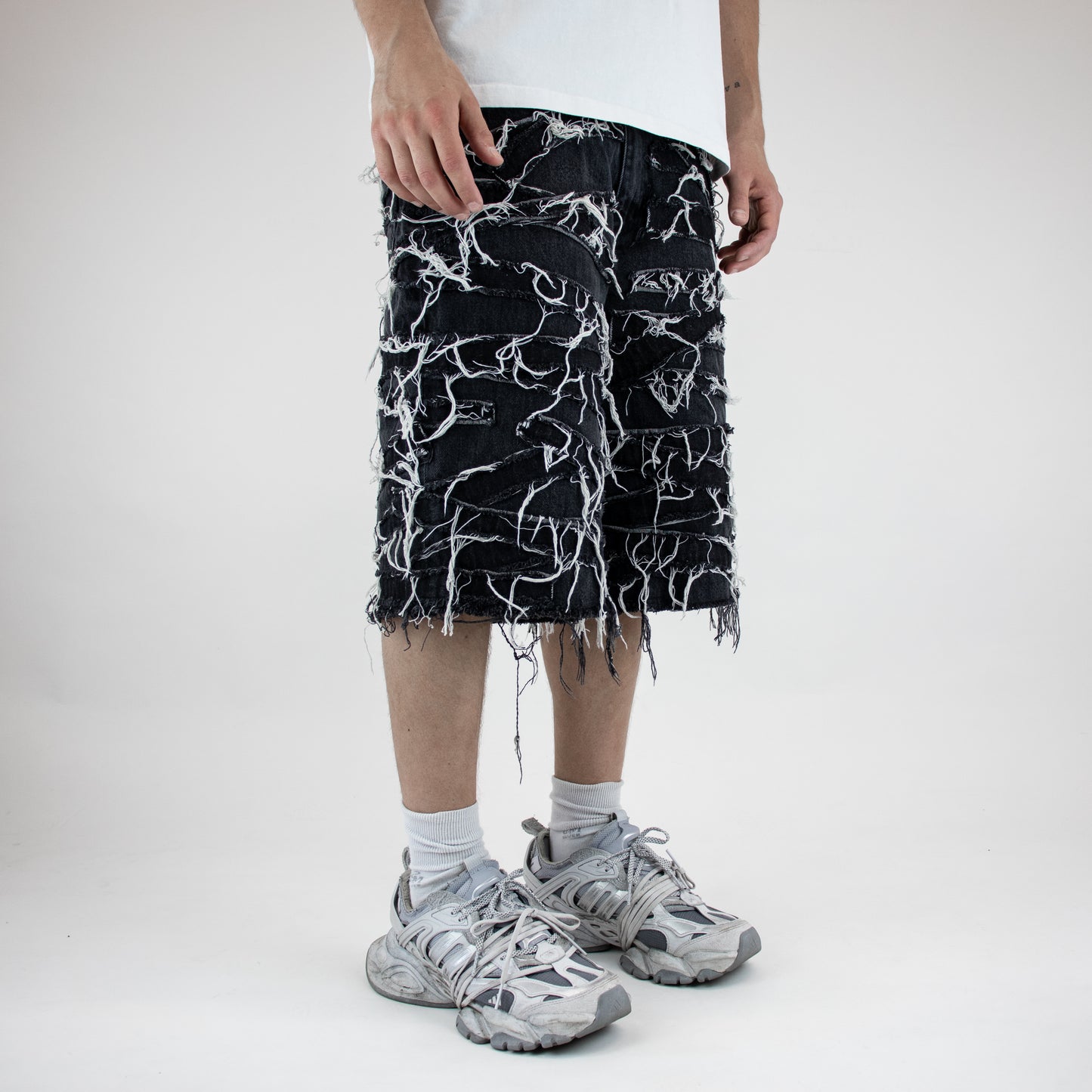 Breakline black shorts