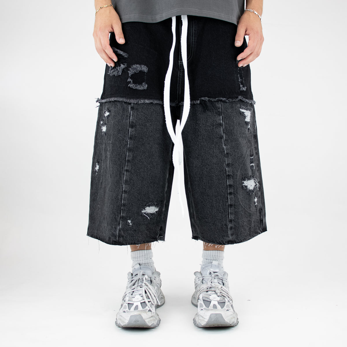 Black panel 3/4 shorts